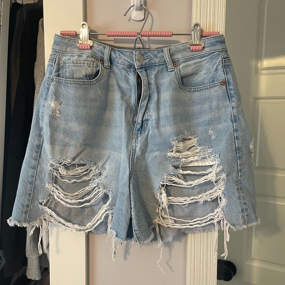 American eagle relaxed mom short - Picture 2 of 6